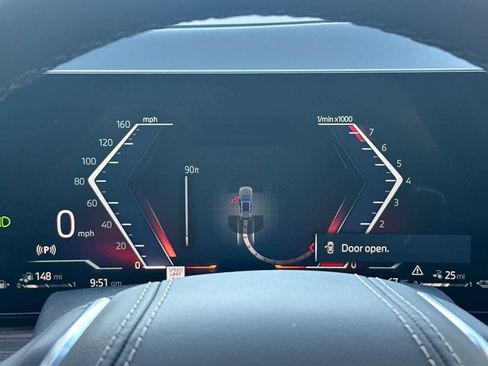 Used 2026 BMW X5 xDrive50e image 30