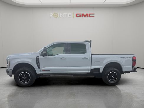 Used 2026 Ford F250 Lariat w/ Tremor Off-Road Package AWD/4WD image 6