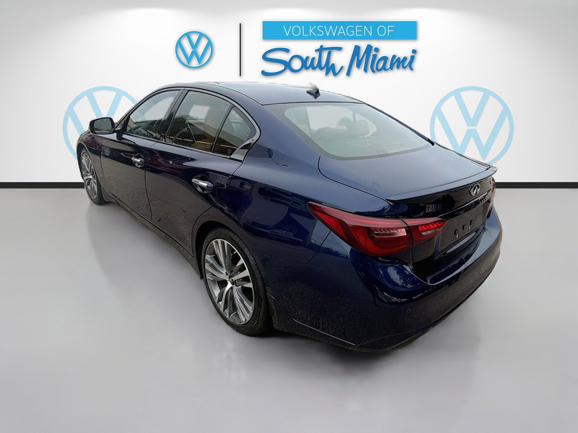 Used 2023 INFINITI Q50 Sensory RWD image 5