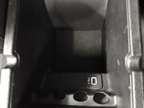 Used 2021 Jeep Cherokee Latitude Lux w/ Comfort/Convenience Group image 30