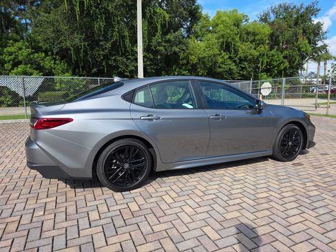 Used 2026 Toyota Camry SE w/ Convenience Package FWD image 11