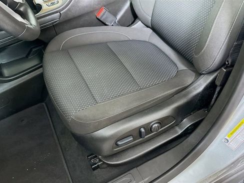 Used 2023 GMC Acadia SLE w/ Driver Convenience Package image 23