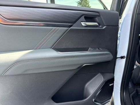 New 2026 GMC Acadia AT4 w/ Super Cruise Package AWD/4WD image 19