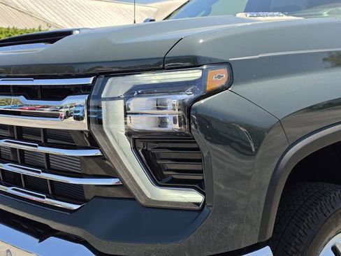 New 2026 Chevrolet Silverado 3500 LTZ w/ LTZ Plus Package AWD/4WD image 9