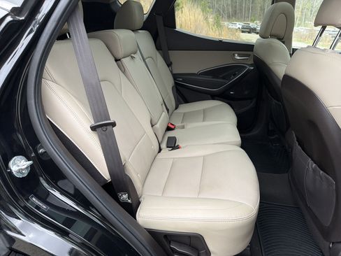 Used 2017 Hyundai Santa Fe Sport w/ 2.4L Tech Package 04 image 18