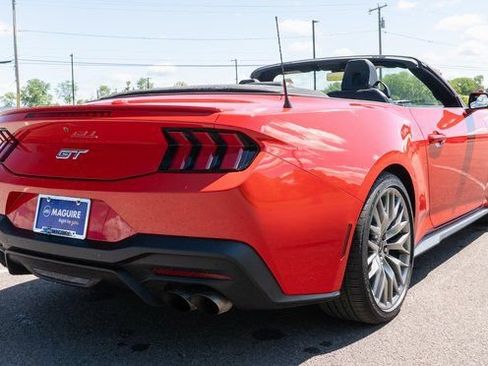 Used 2025 Ford Mustang GT Premium RWD image 22