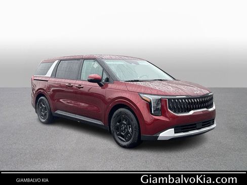 New 2026 Kia Carnival image 1