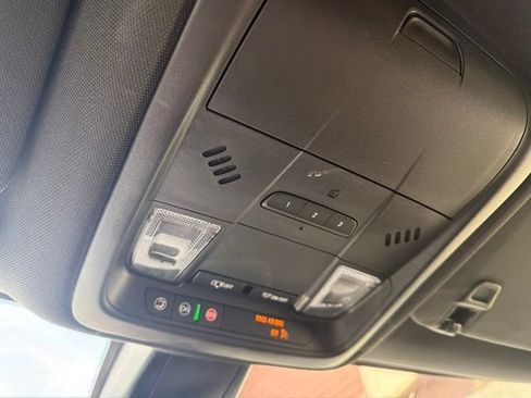 Used 2024 Chevrolet Blazer RS w/ Enhanced Convenience Package FWD image 30
