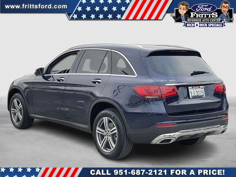Used 2022 Mercedes-Benz GLC 300 w/ Premium Package Lite image 3