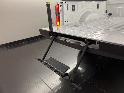 New 2025 Ford F250 Platinum image 42