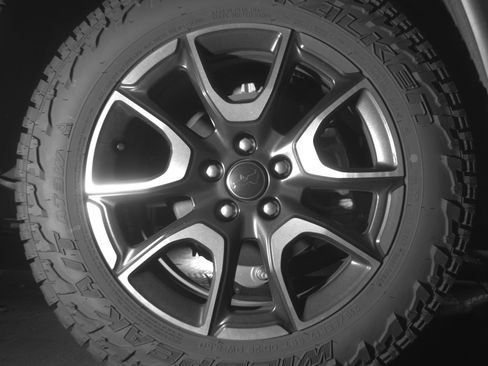 Used 2025 Jeep Compass Trailhawk image 15