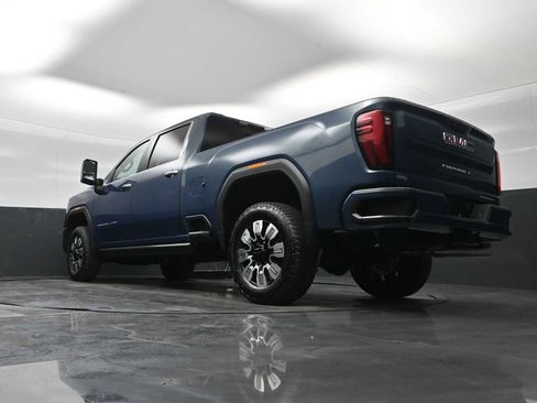 New 2026 GMC Sierra 2500 Denali w/ Denali Reserve Package image 38