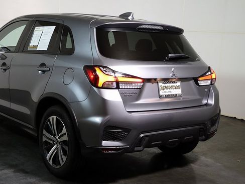 Used 2025 Mitsubishi Outlander Sport SE image 11