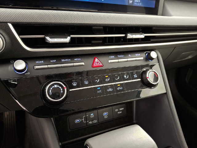 Used 2026 Hyundai Sonata SE FWD image 18
