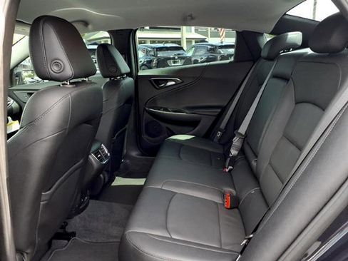 Used 2023 Chevrolet Malibu LT image 8