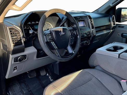 Used 2018 Ford F150 XLT image 12