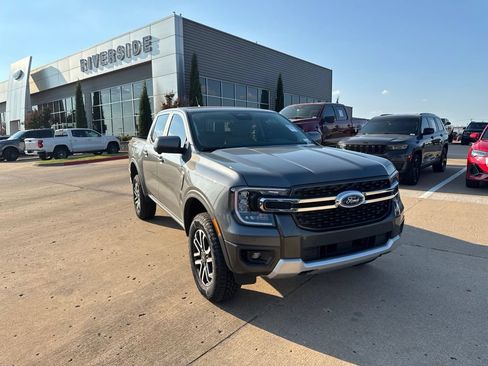 Used 2026 Ford Ranger Lariat w/ FX4 Off-Road Package AWD/4WD image 1
