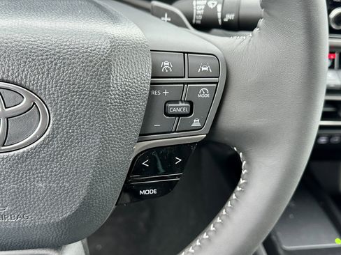 New 2026 Toyota Camry SE image 27