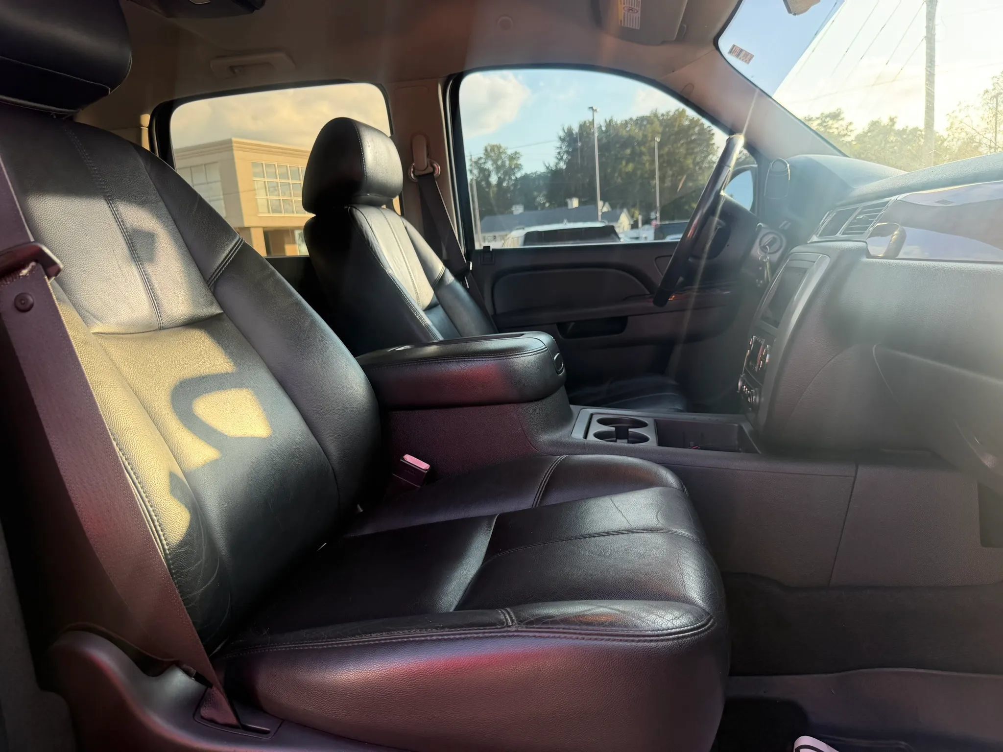 Used 2012 GMC Sierra 2500 SLT w/ SLT Convenience Package AWD/4WD image 15