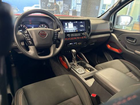 Used 2026 Nissan Frontier PRO-4X AWD/4WD image 19