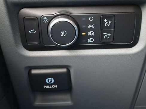 Used 2021 Ford F150 XLT AWD/4WD image 23