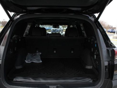 New 2026 Subaru Outback Limited AWD/4WD image 6