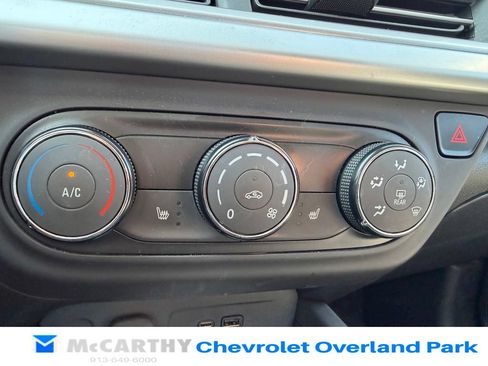 Used 2024 Chevrolet Trax LS w/ LS Convenience Package FWD image 15