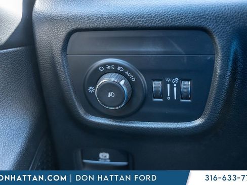 Used 2023 Jeep Grand Cherokee L Limited AWD/4WD image 15