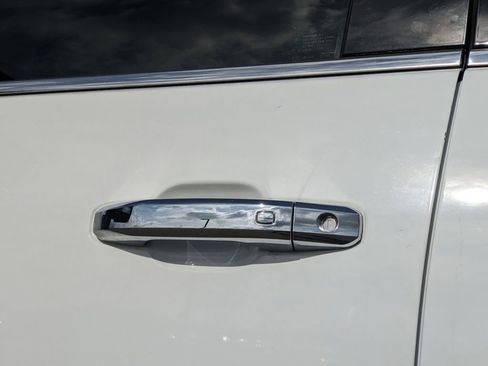 Used 2024 Chevrolet Silverado 2500 LTZ w/ LTZ Plus Package image 23