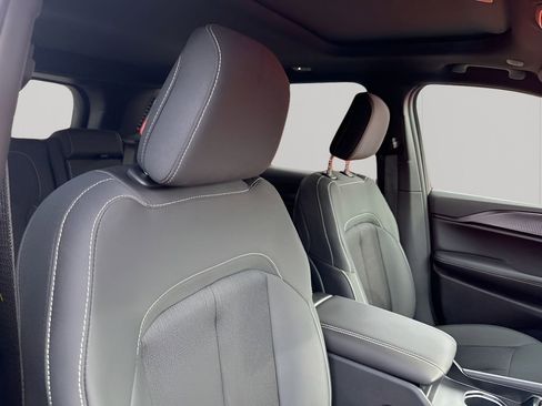 Used 2024 GMC Sierra 2500 Denali w/ Denali Reserve Package image 14