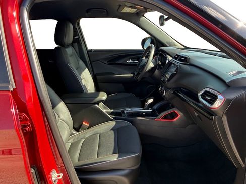 Used 2023 Chevrolet TrailBlazer RS w/ Convenience Package image 15