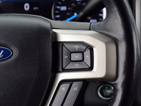 Used 2022 Ford F350 Lariat w/ Lariat Ultimate Package AWD/4WD image 10