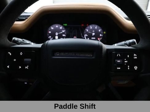 Used 2023 Land Rover Defender 90 V8 AWD/4WD image 41