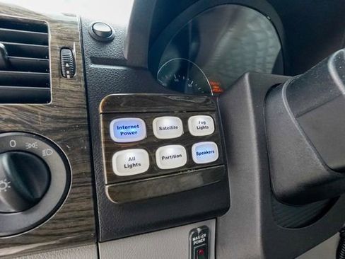 Used 2018 Mercedes-Benz Sprinter 3500 image 43