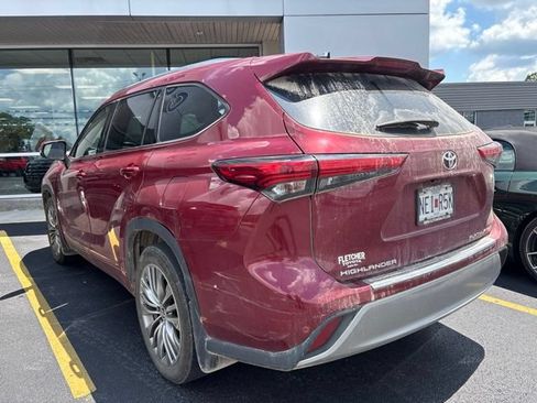 Used 2021 Toyota Highlander Platinum AWD/4WD image 9