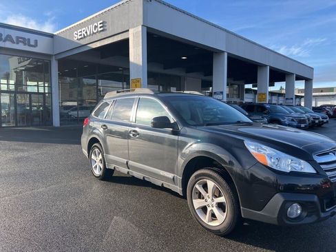 Used 2013 Subaru Outback 2.5i Premium image 4