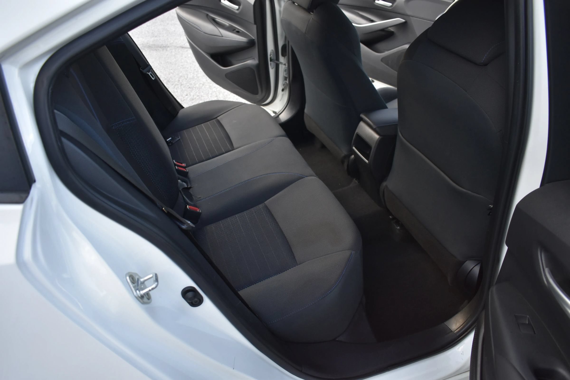 Used 2020 Toyota Corolla SE FWD image 15