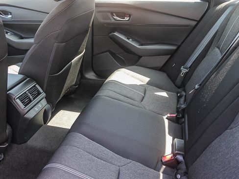 Used 2025 Honda Accord Sport image 19