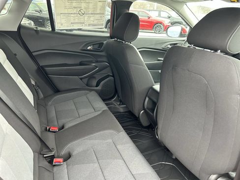 New 2026 Chevrolet Trax LS w/ LS Convenience Package FWD image 16