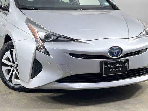 Used 2017 Toyota Prius Two w/ Prius Two Safety Plus Package image 37