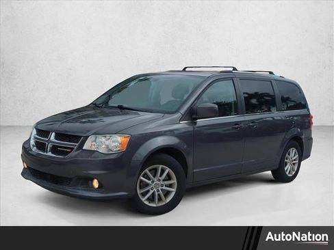 Used 2018 Dodge Grand Caravan SXT image 1