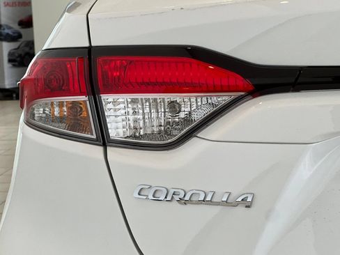 Used 2026 Toyota Corolla LE FWD image 19