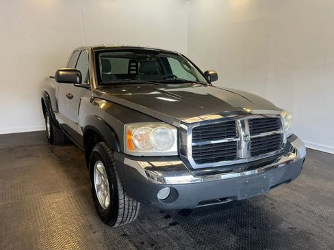Used 2005 Dodge Dakota SLT AWD/4WD image 3