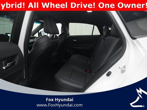 Used 2024 Toyota Venza XLE image 16