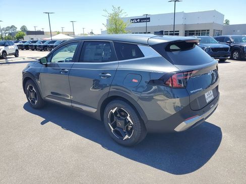 New 2026 Kia Sportage EX FWD image 3