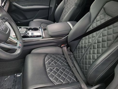 Certified 2023 Audi SQ7 Prestige w/ Prestige Package AWD/4WD image 16
