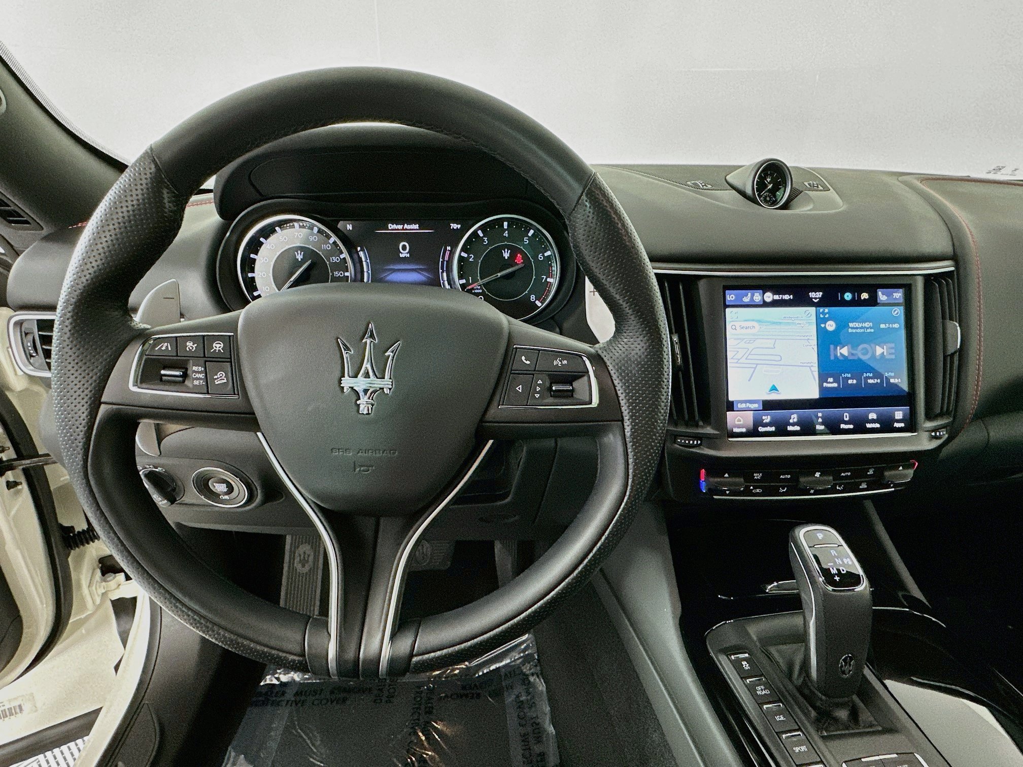 Used 2024 Maserati Levante Modena Ultima AWD/4WD image 11