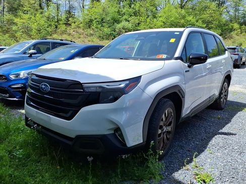 Certified 2025 Subaru Forester Sport AWD/4WD image 2