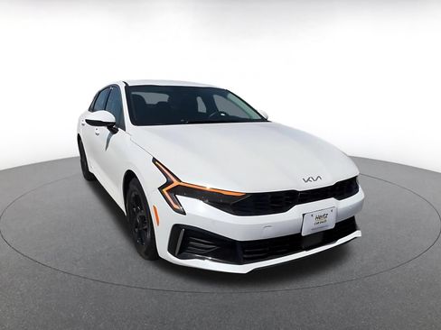 Used 2025 Kia K5 LXS FWD image 3