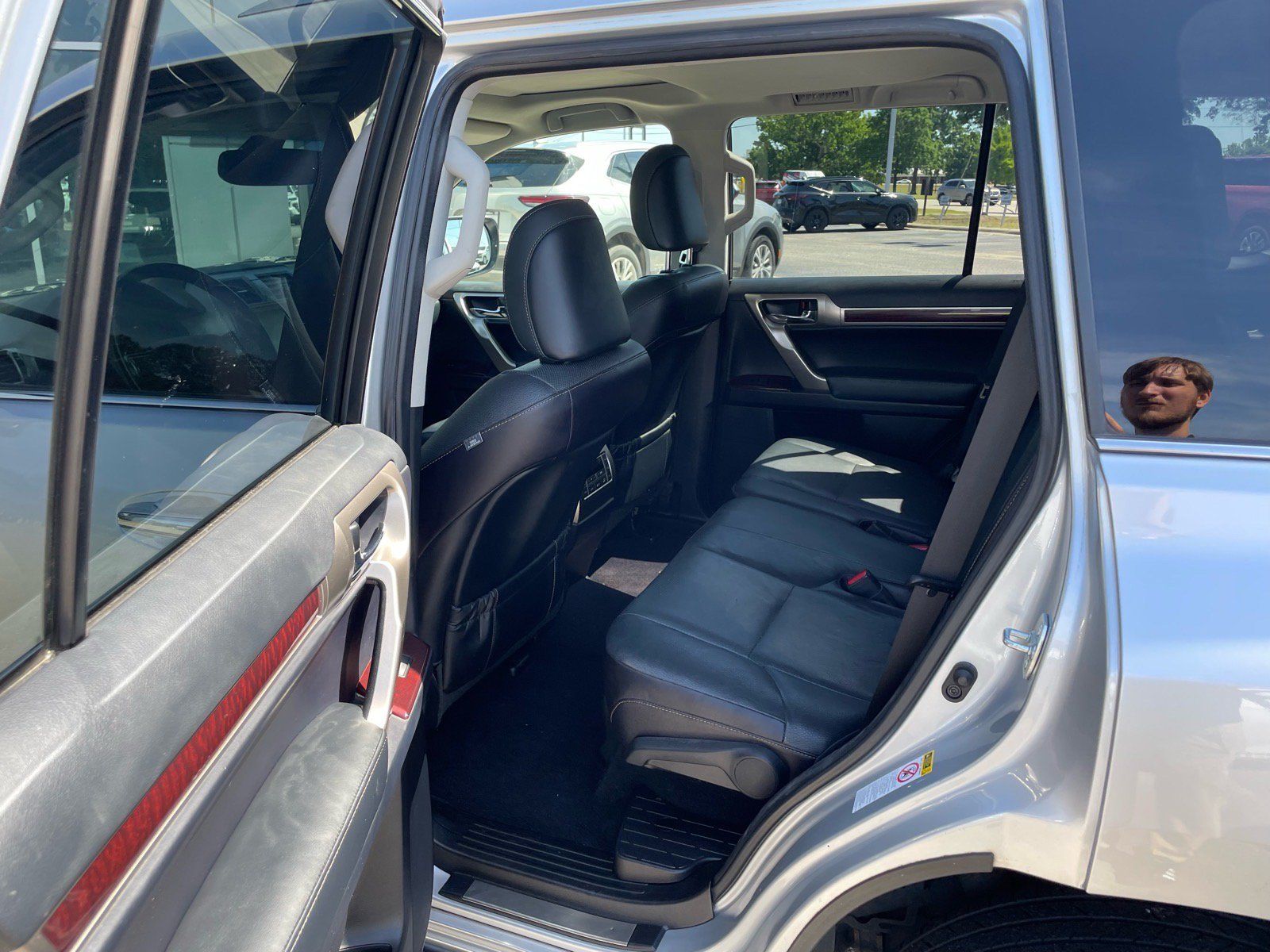 Used 2018 Lexus GX 460 Premium w/ Premium Package AWD/4WD image 18